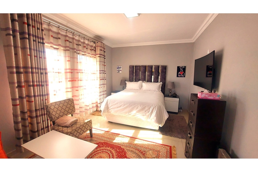 4 Bedroom Property for Sale in Melodie North West